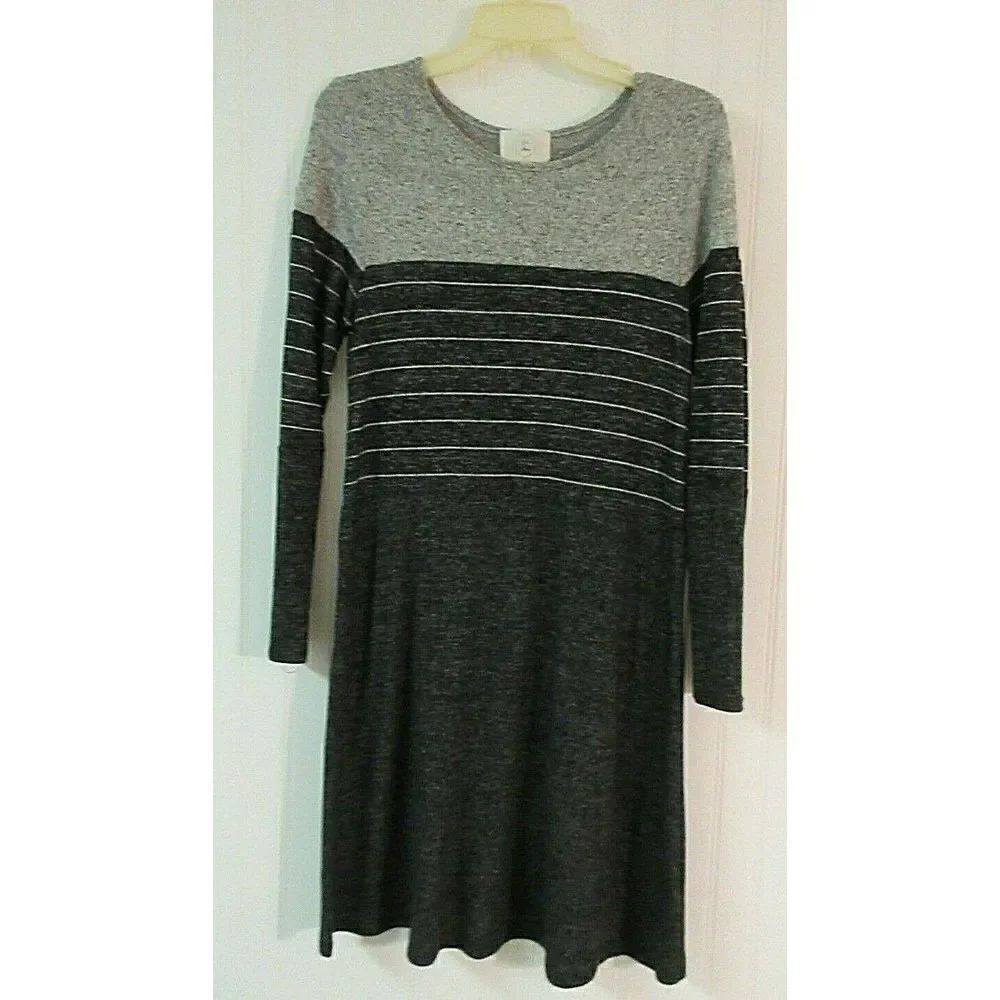 ELLA MARA SWEATER DRESS BLACK & GRAY SIZE SMALL